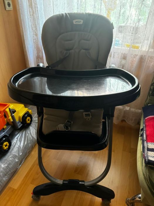 Стул для кормления