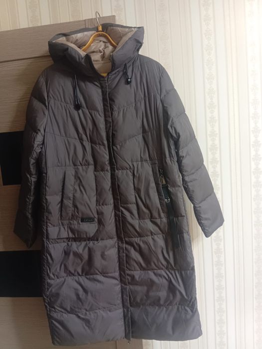 Продам женскую куртку