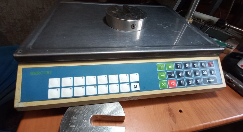 весы торговые Меркурий