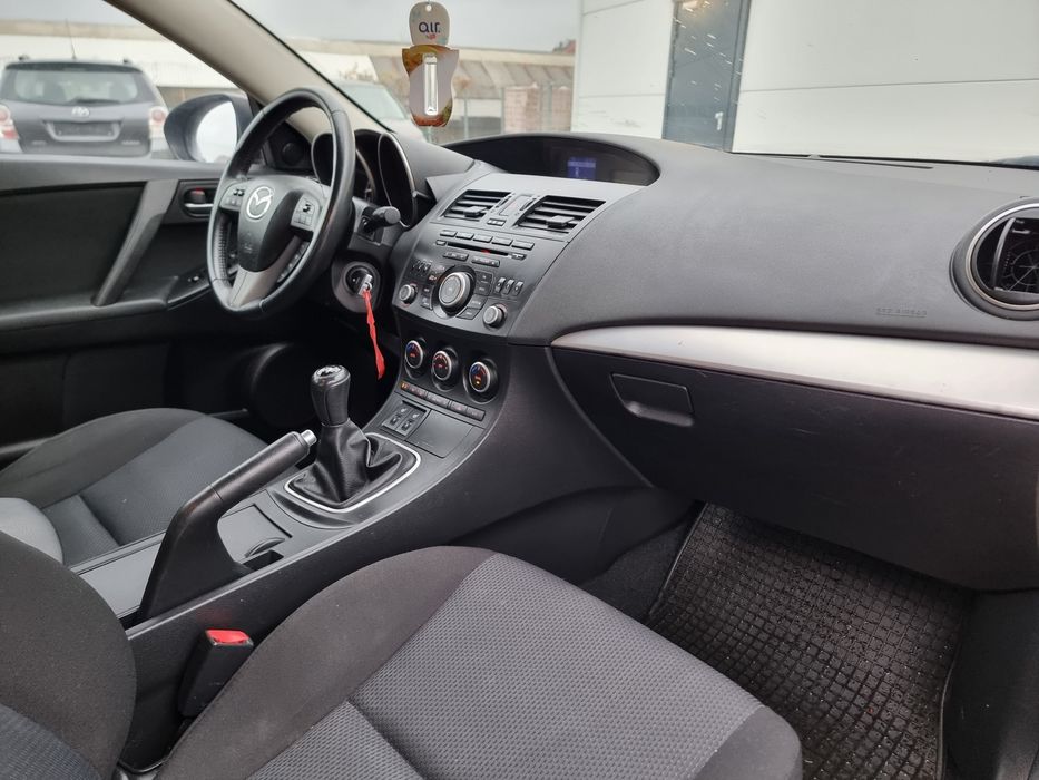 Mazda 3 Facelift 2013 / Superba // Euro 5 /1.6 Benzina /  Garantie