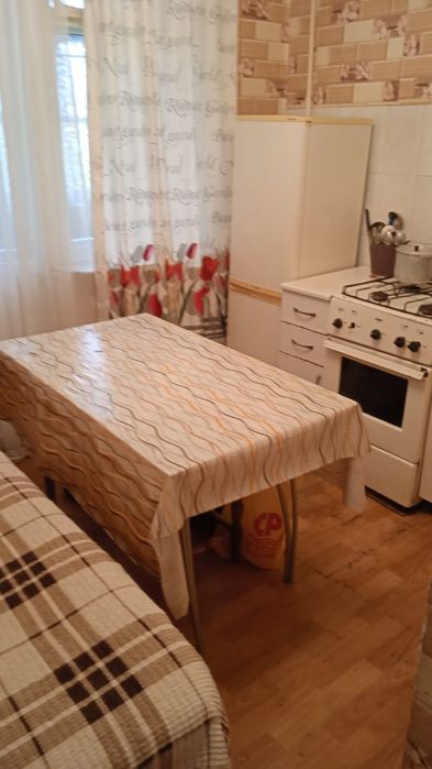 посуточно почасово