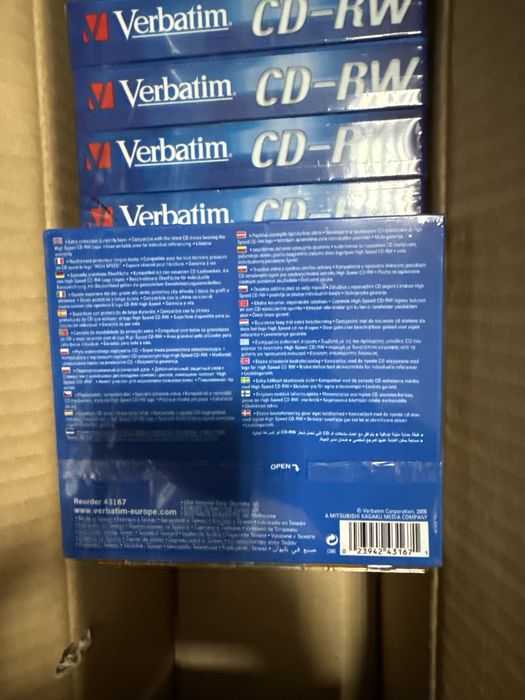 Новый Компакт диск CD-RW Verbatim 700 MB