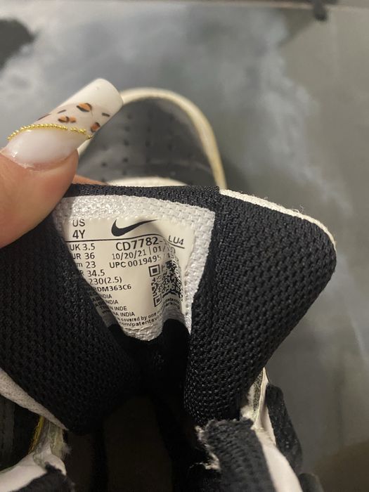 Adidasi nike ghetute marimea 36