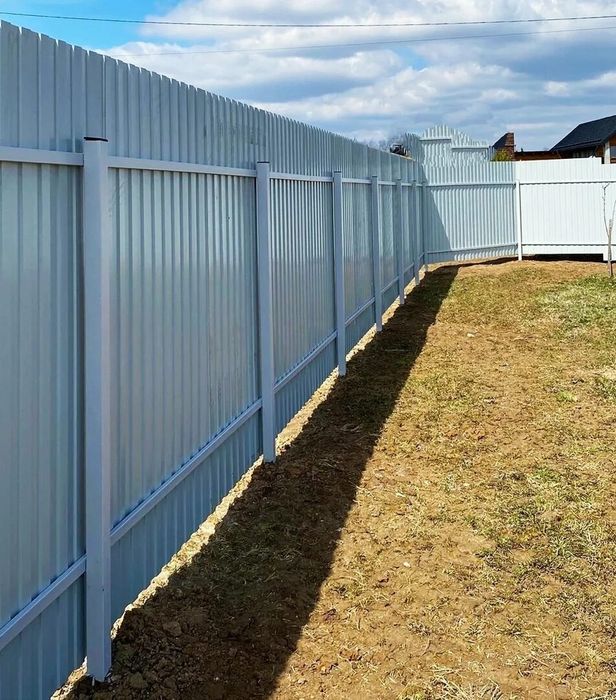 Установка заборы из профлиста