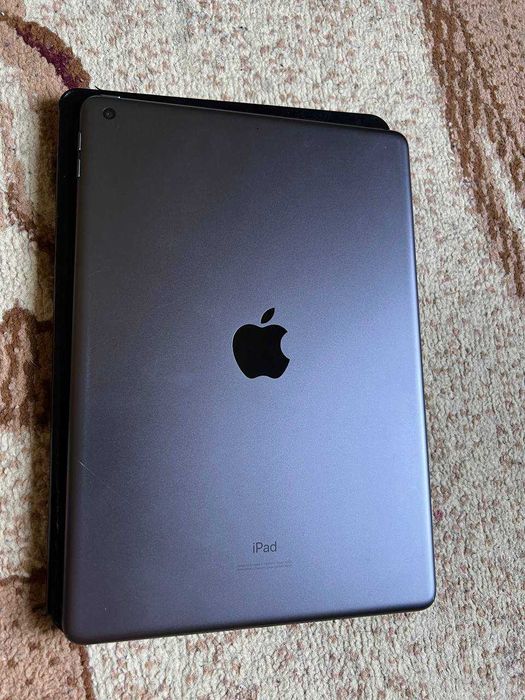 IPad 9th Gen, Qora