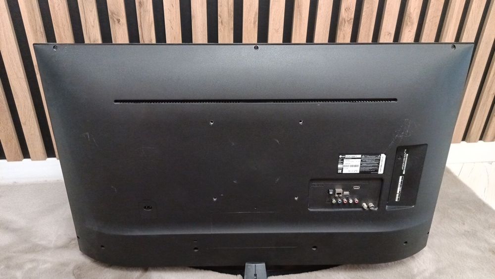 Телевизор LD диагональ 120 см