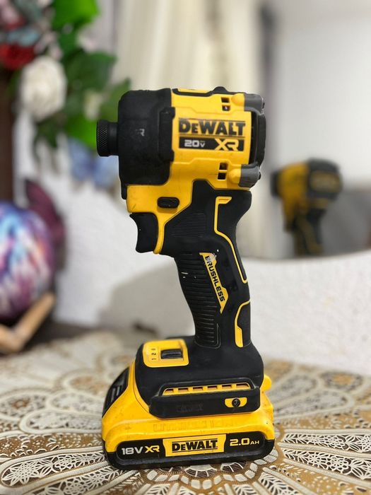 DeWalt dcf870 шрупавёр