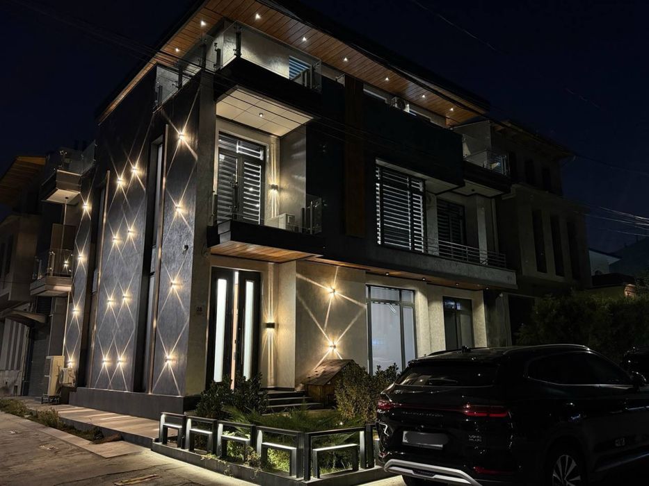 Здание Grand Mir Hotel 580 м2