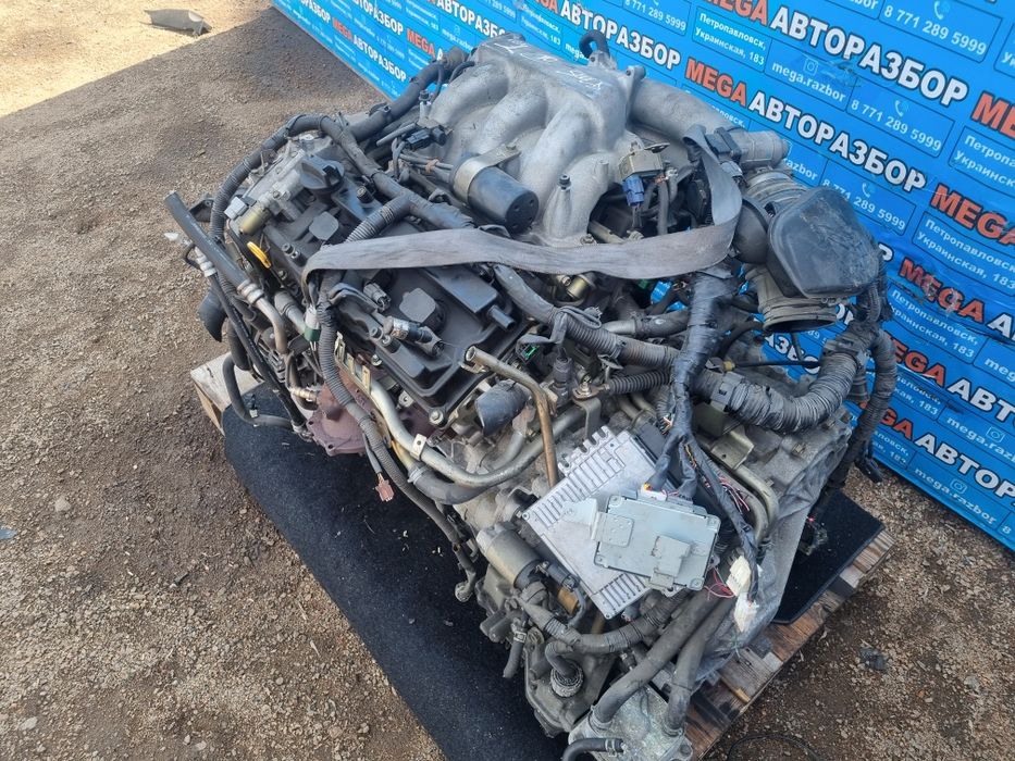 Двигатель VQ35 на инфинити.