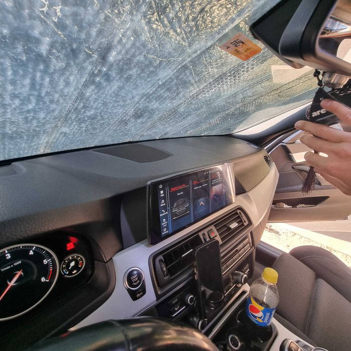 Navigatie android BMW f10 f11 Carplay Waze YouTube