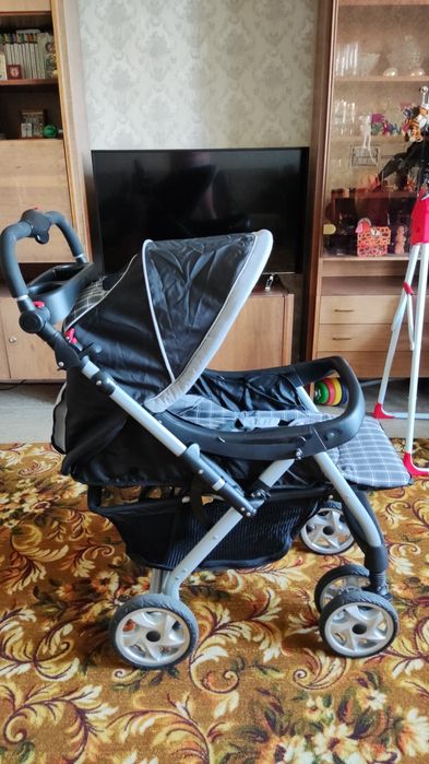 Продаю КОЛЯСКУ в хорошем состоянии
