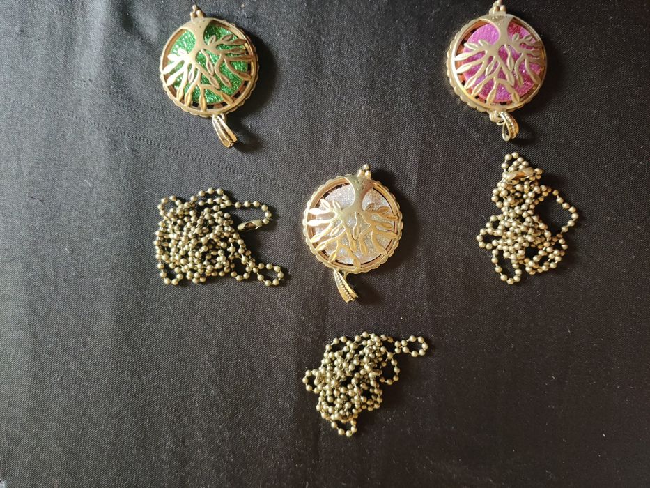 Медальон кабушон