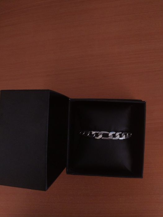 Мъжка гривна от неръждаема стомана