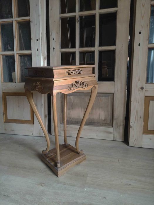 Masuta decor sau studio foto lemn art nouveau 80 cm inaltime