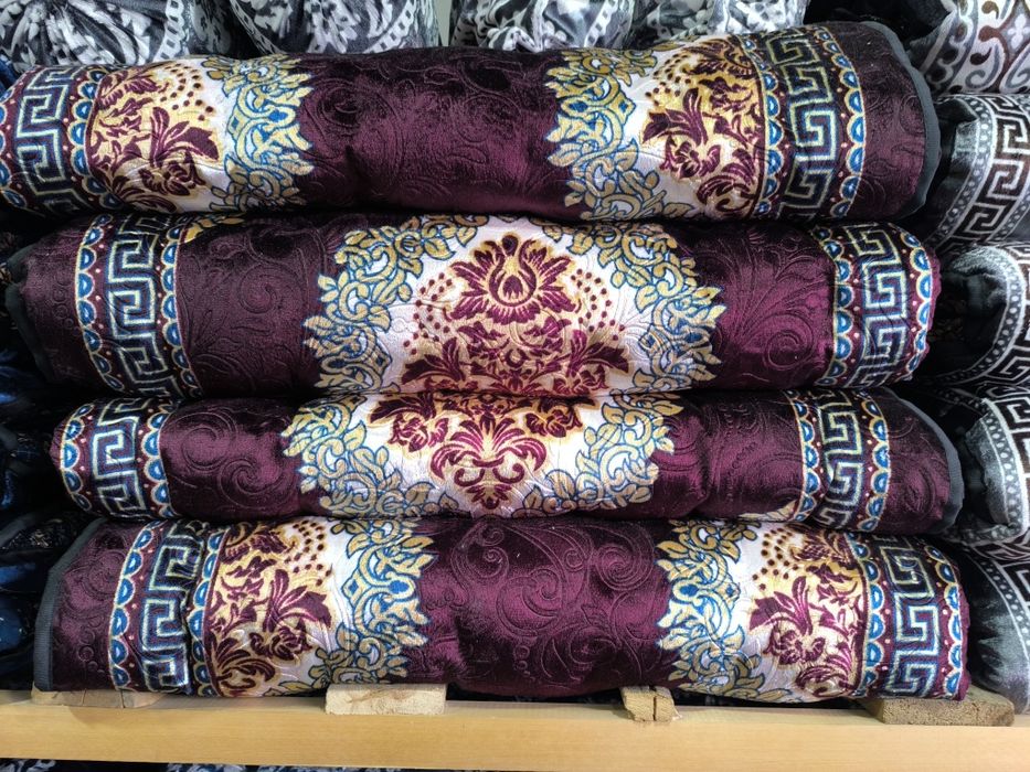 Виллур, сатин, габилон кўрпачалар