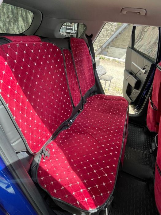 Чехол   Для  машины  продам