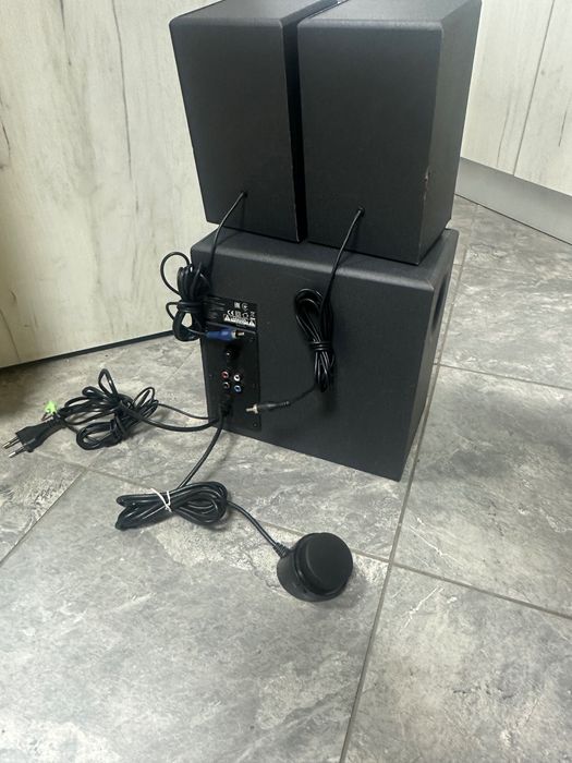 Тонколони , буфер 2+1 Logitech Z333  за компютър