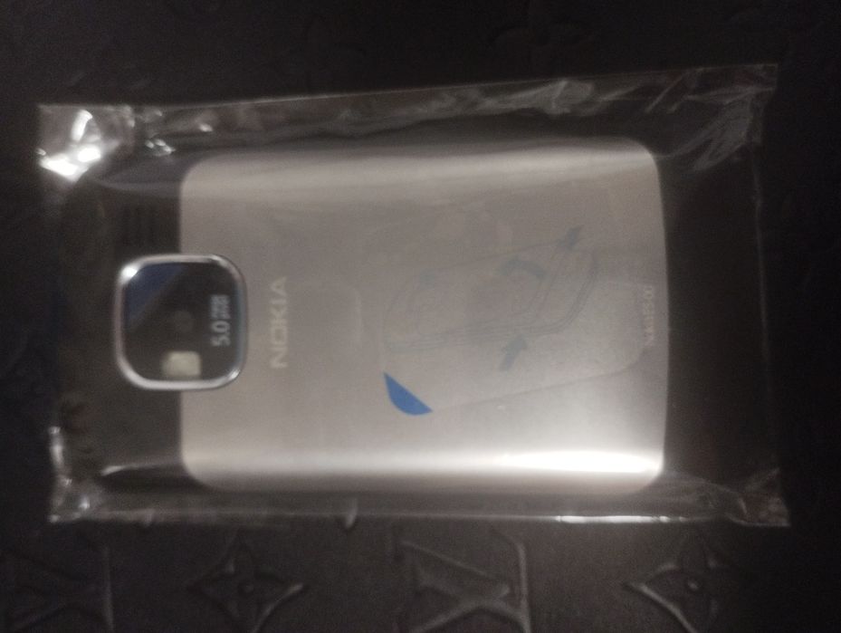 Assalom alekum Telefon Sotiladi Nokia Original E Series E5 Nokia