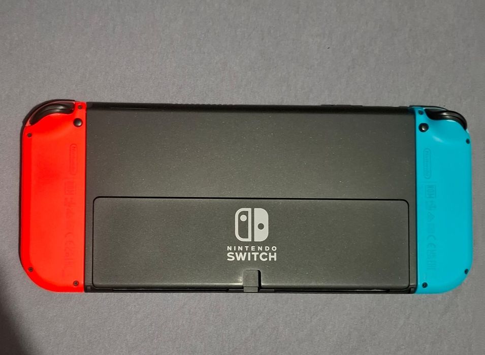 Nintendo Switch pachet complet second hand + Cutie OLED