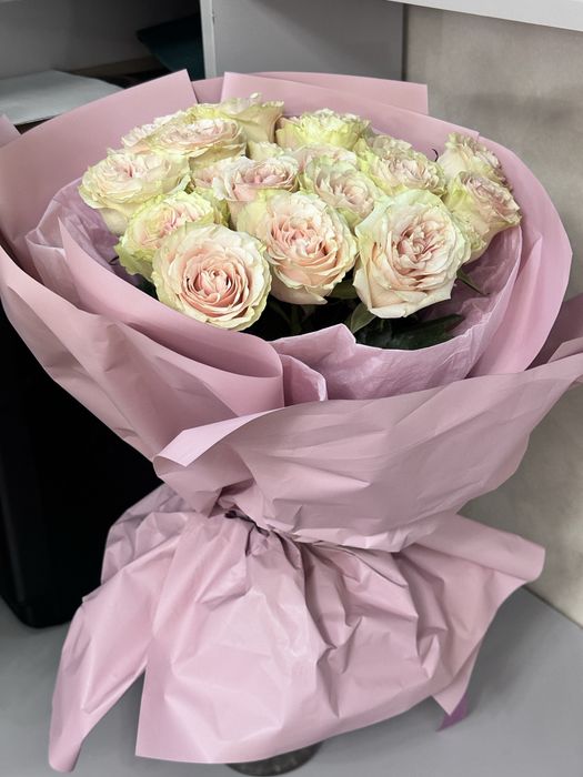 Роза.   Свежая Пышные, объемные !.