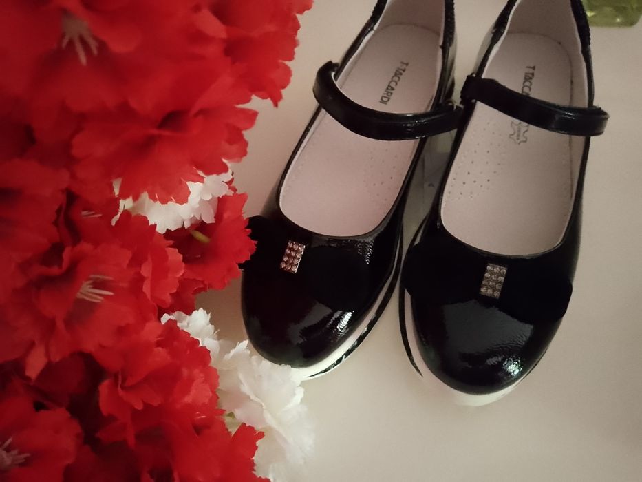 Обувь для девушки