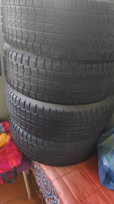Обменяю шины зима DUNLOP