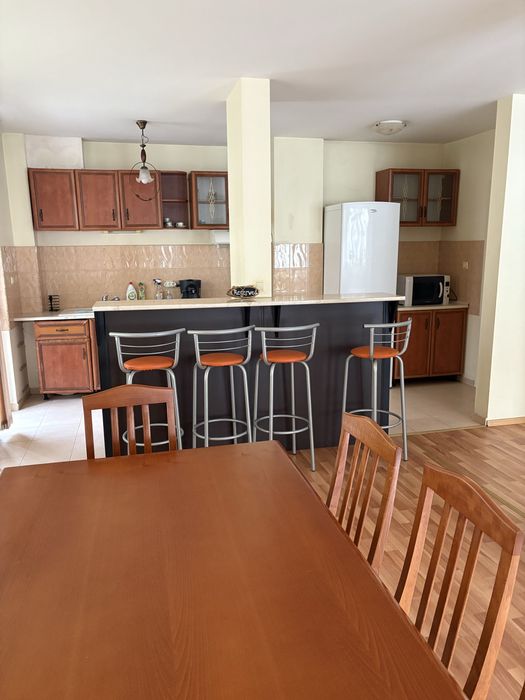 Дава се под наем Многостаен апартамент в Пловдив, Мараша - 220 кв.м за 1100 € - Снимка #1