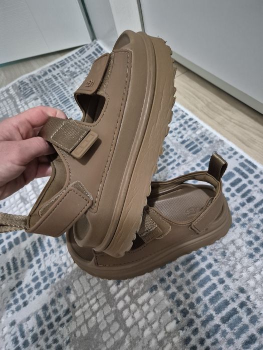 Ugg 36 номер        сандали