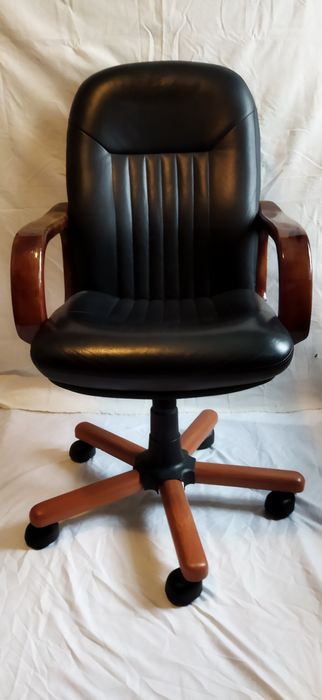 Кожаное, кресло.