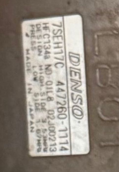 Компрессор кондиционера для Lexus LS460 фирмы Denso  на запчасти.