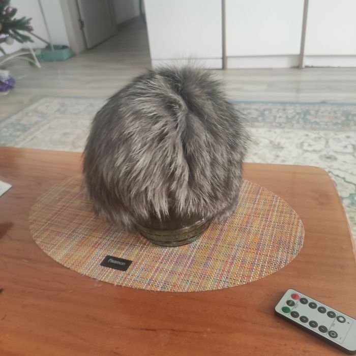 Бу шапка для девушек