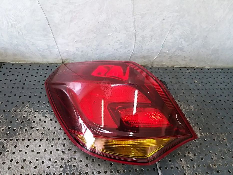 Stop tripla lampa stanga opel astra j 13306459