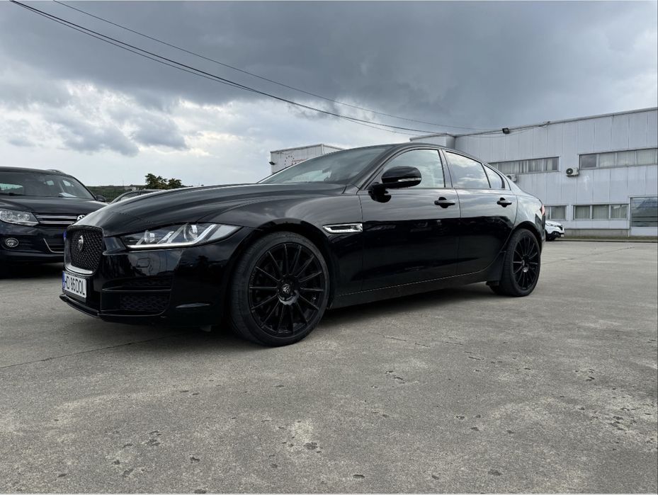 Jaguar XE  2018 2.0Benzina Automat