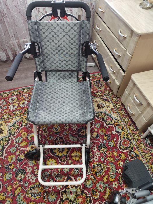 Инвалидная коляска
