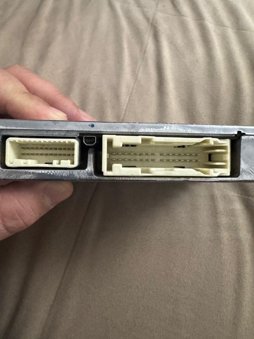 Усилитель на Камри 50-55