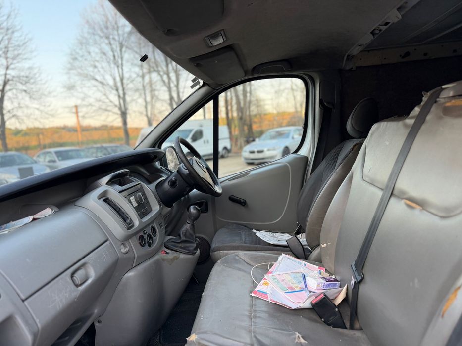 Opel ( Vauxhall vivaro ) - 2009 - 2.0 Diesel - Manual 6+1 Trepte