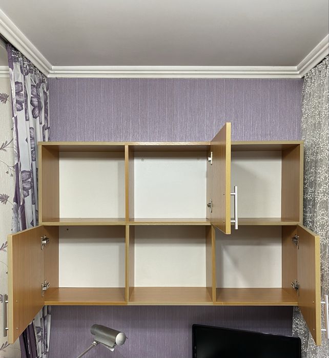 Шкаф подвесной настольный