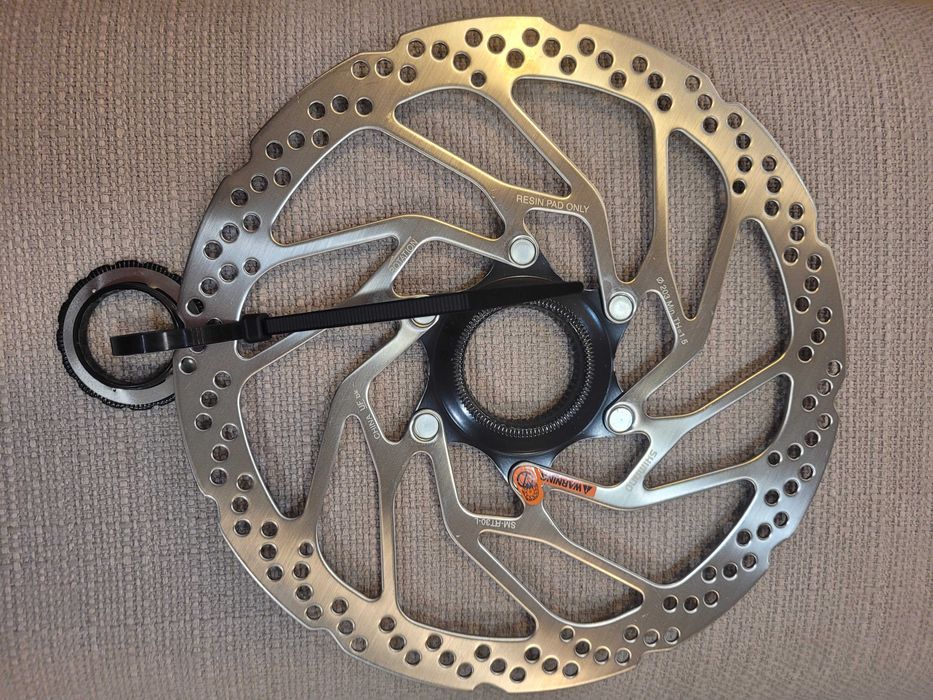 disc Shimano SM-RT30 Centerlock - 203mm + lockring