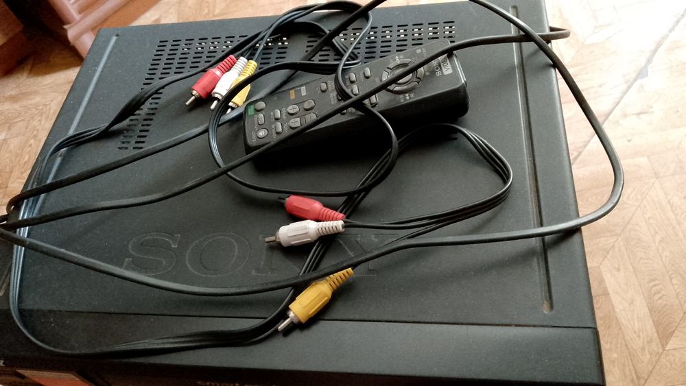 Видеомагнитофон soni