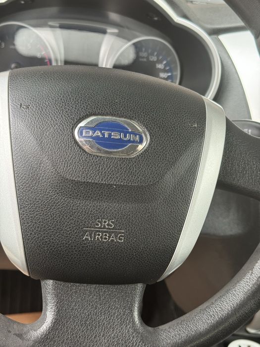 Автомобиль Datsun