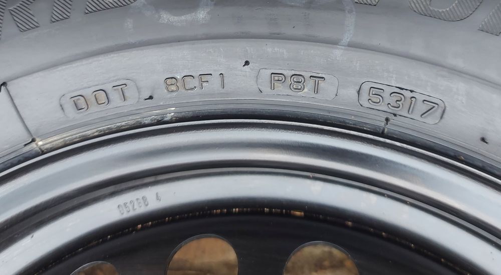 O rezervă Ford Mondeo Focus C Max 215/60 R16 - 6.5Jx16 ET50 - 5x108