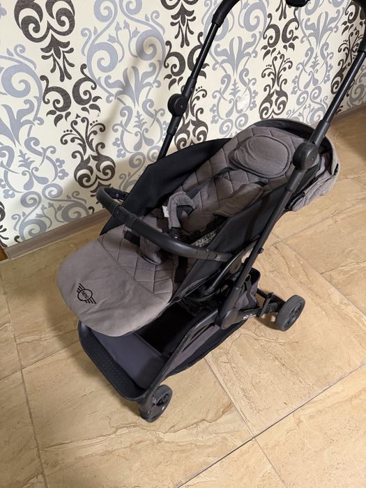 Easywalker MINI коляска