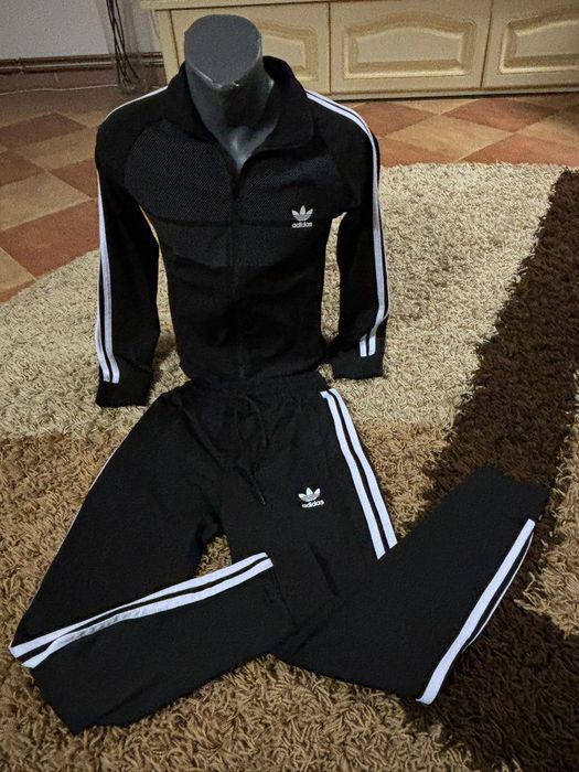 Trening băieți model Slim