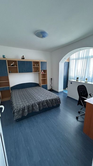 Închiriere apartament cu 3 camere ,zona Nord-Ploiești