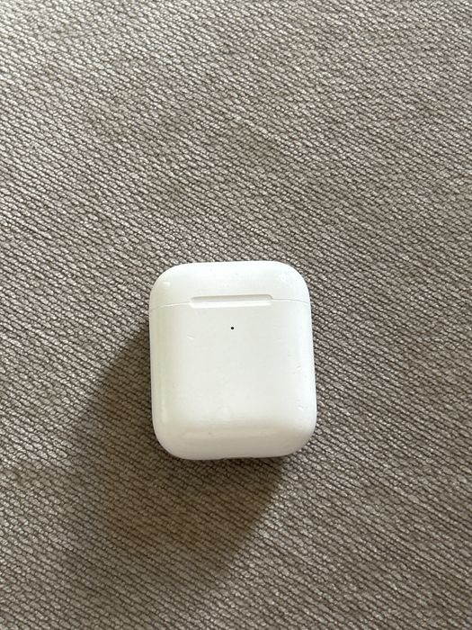 Продам Airpods 2 Поколения