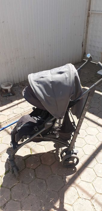 Бебешка количка chicco lite