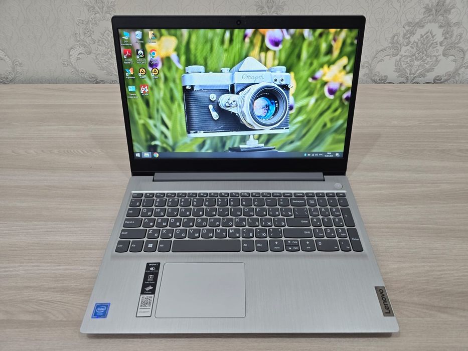 Ноутбук LENOVO 2022 года продам