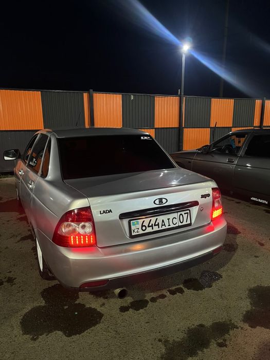 Продам приору 2 год 2013 декабрь