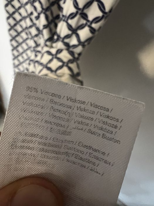 Rochie esprit din vâscoză supraelastică