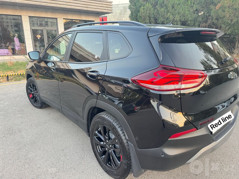 Chevrolet Tracker Red line sotuvda